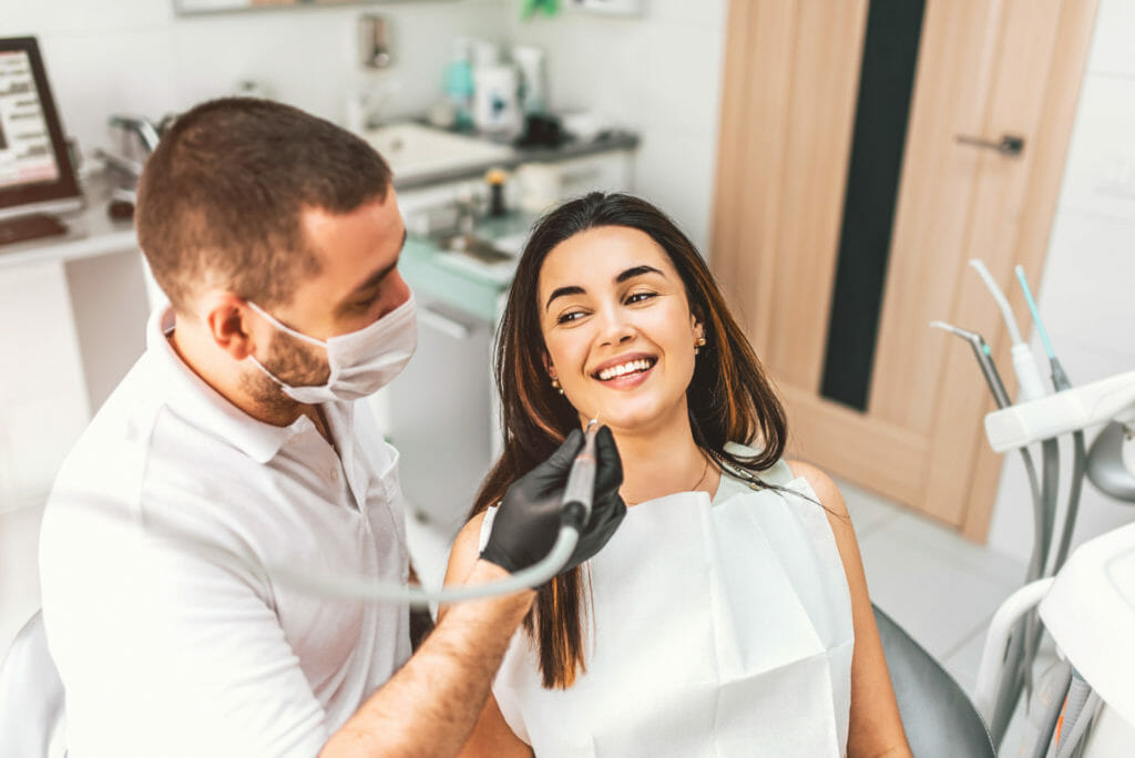 Emergency Dentist in Perth, checking for dental abscess